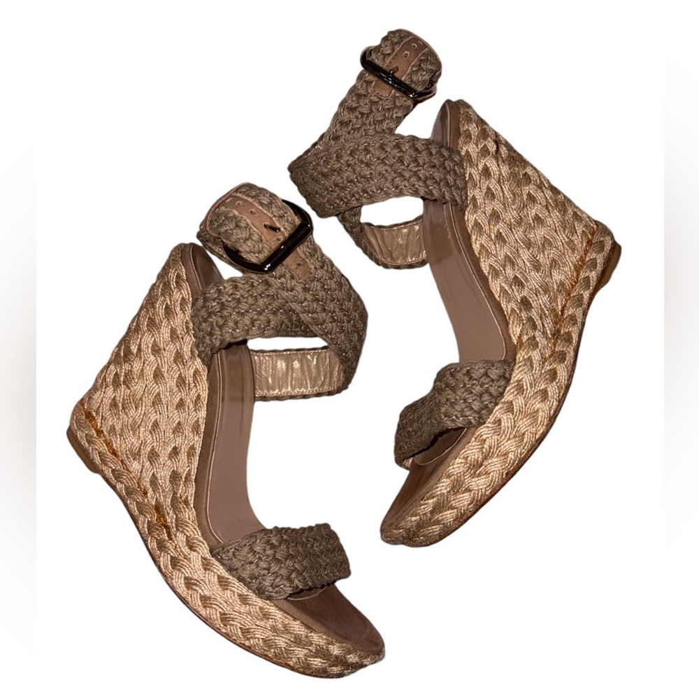 Stuart Weitzman
Alex Crochet Wedge Sandal